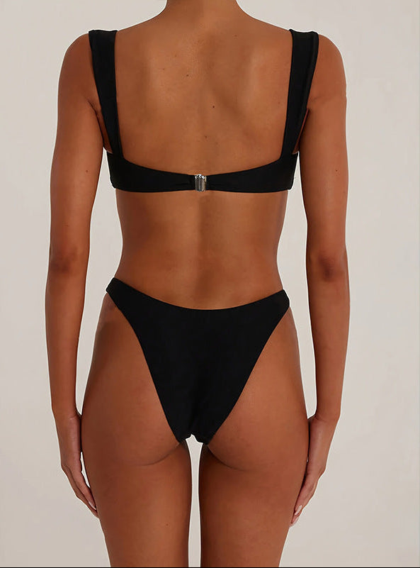 Black bikini