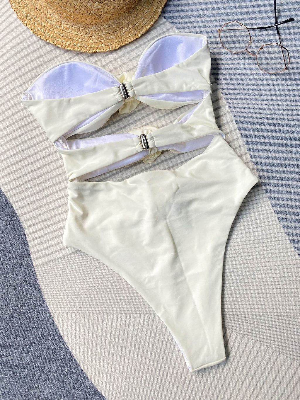 Daisy set - White - Femiswim